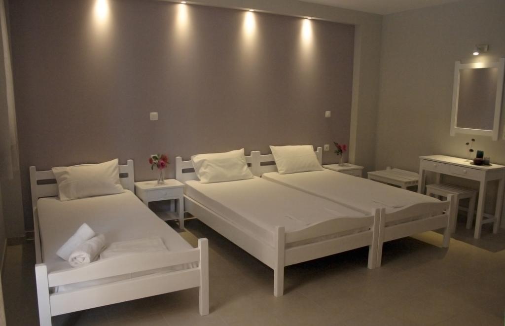 Evgenios Studios Kávos Habitación foto
